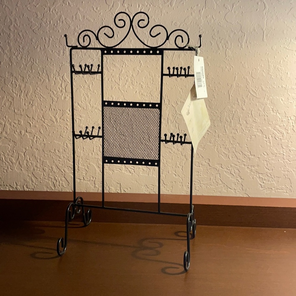 Jewelry holder display